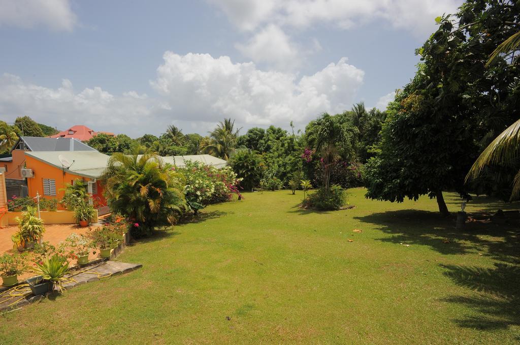 Au Domaine Des Bougainvilliers Villa Sainte-Rose Ngoại thất bức ảnh