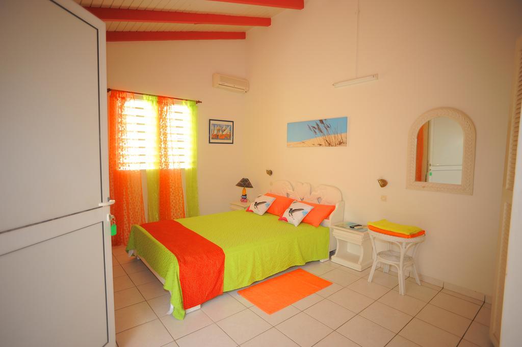 Au Domaine Des Bougainvilliers Villa Sainte-Rose Ngoại thất bức ảnh