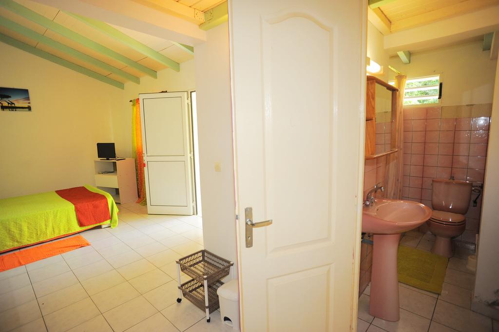 Au Domaine Des Bougainvilliers Villa Sainte-Rose Ngoại thất bức ảnh
