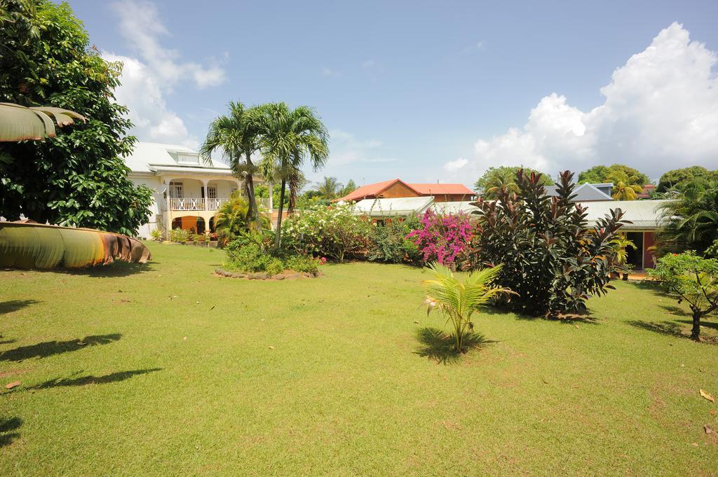 Au Domaine Des Bougainvilliers Villa Sainte-Rose Ngoại thất bức ảnh